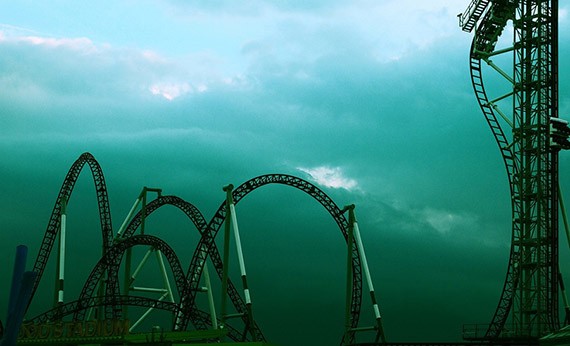 Roller Coaster Paling Menakutkan Takabisha di Jepang