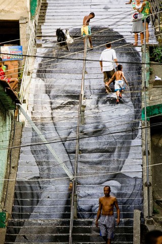 Lukisan di tangga jalanan Rio de Janeiro Brazil