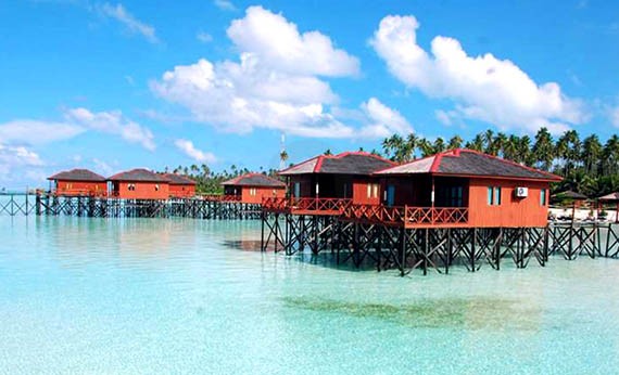 Pulau Derawan, Pantai Terbaik di Indonesia