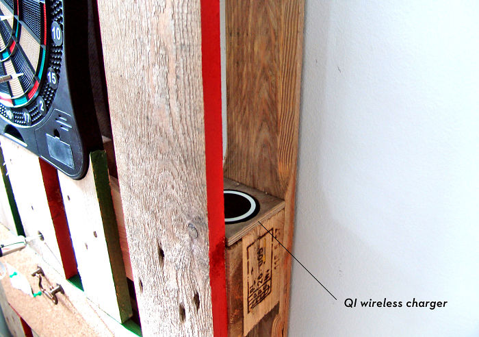 Hiasan dinding dari pallet