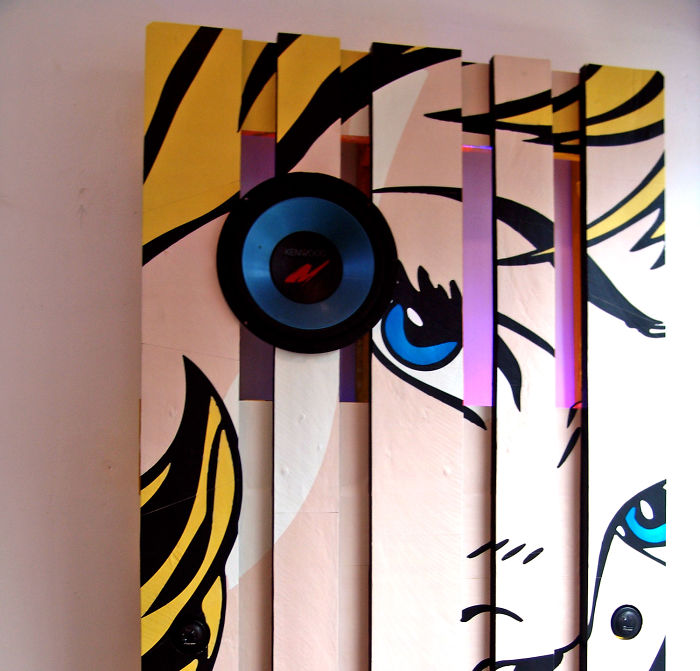 Hiasan dinding dari pallet