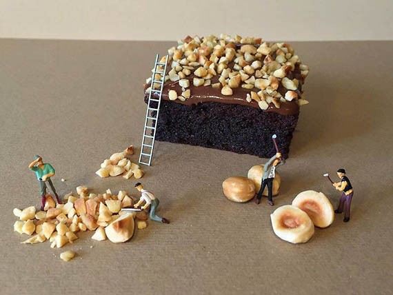 Brownis Cokelat Kacang