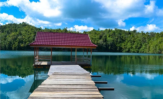 Mariona Lake, Sulawesi Tengah, Indonesia