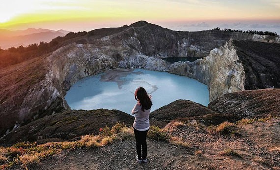 Danau Kelimutu di Flores, Indonesia
