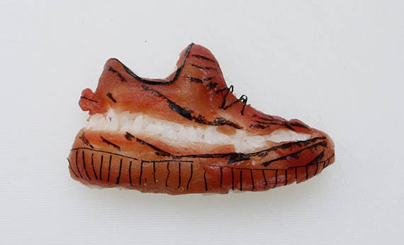 Sushi berbentuk Sneakers Yeezy