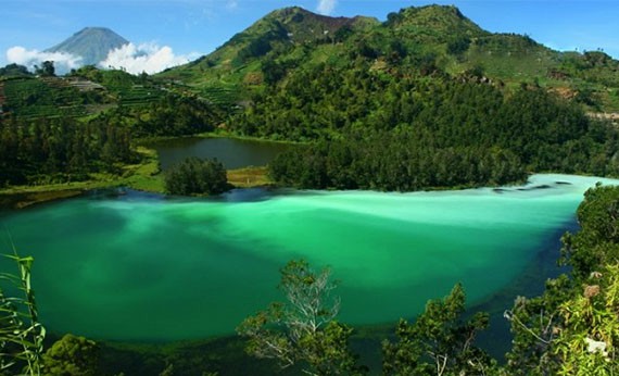 Telaga Warna