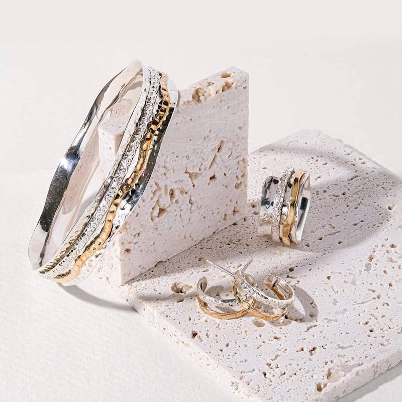 Aura Magic Silver Spinning Ring | Charlotte's Web Jewellery | Wolf & Badger