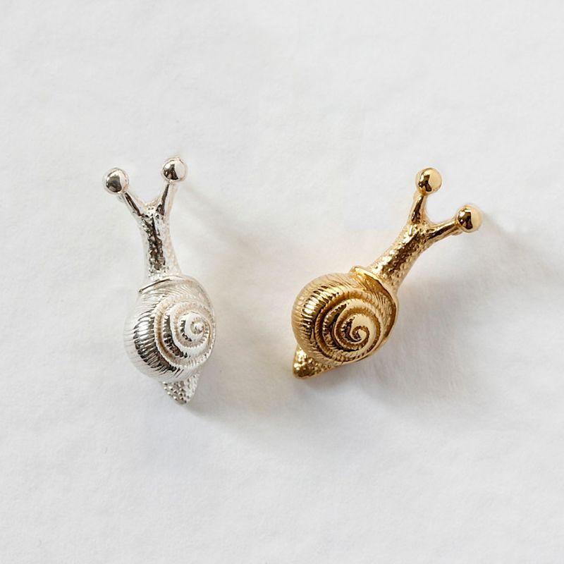 Baby Snail Lapel Pin – Silver | Lee Renee | Wolf & Badger