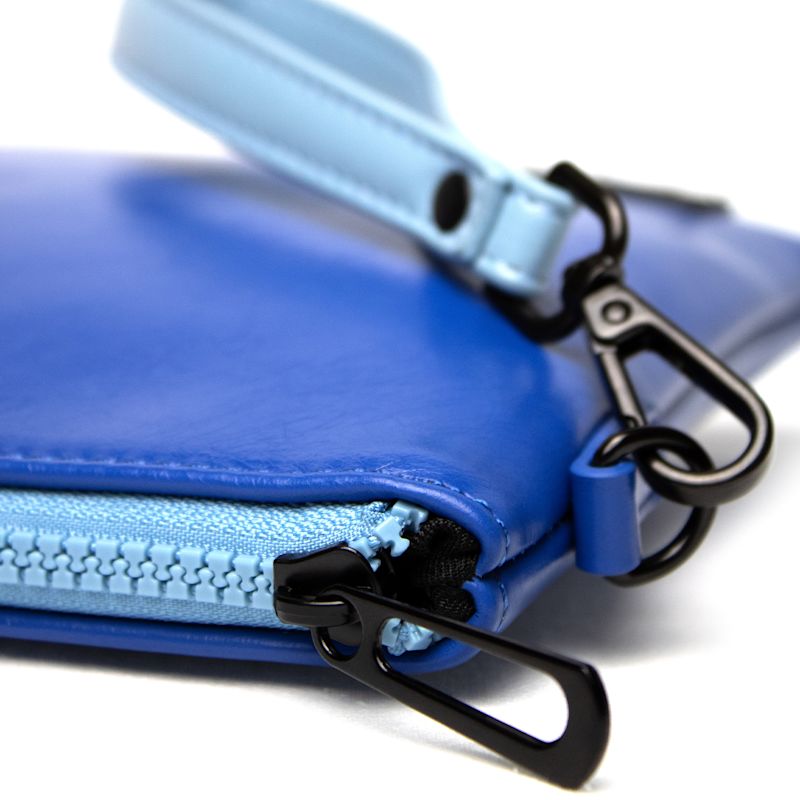 Blue Addicted Pouch | Qu | Wolf & Badger