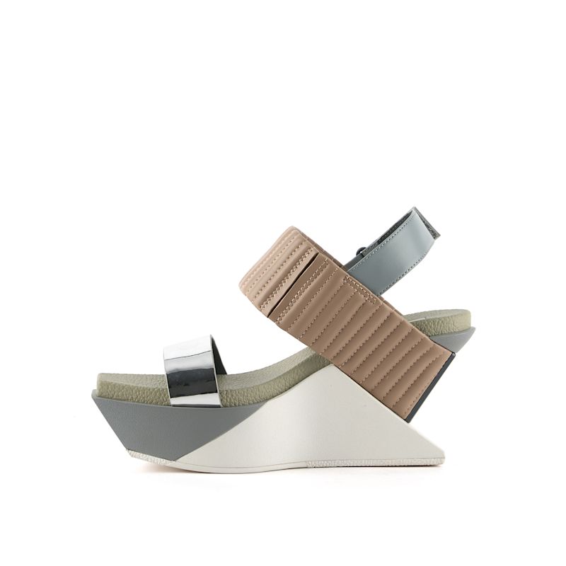 Delta Wedge Puffier - Sierra | United Nude | Wolf & Badger