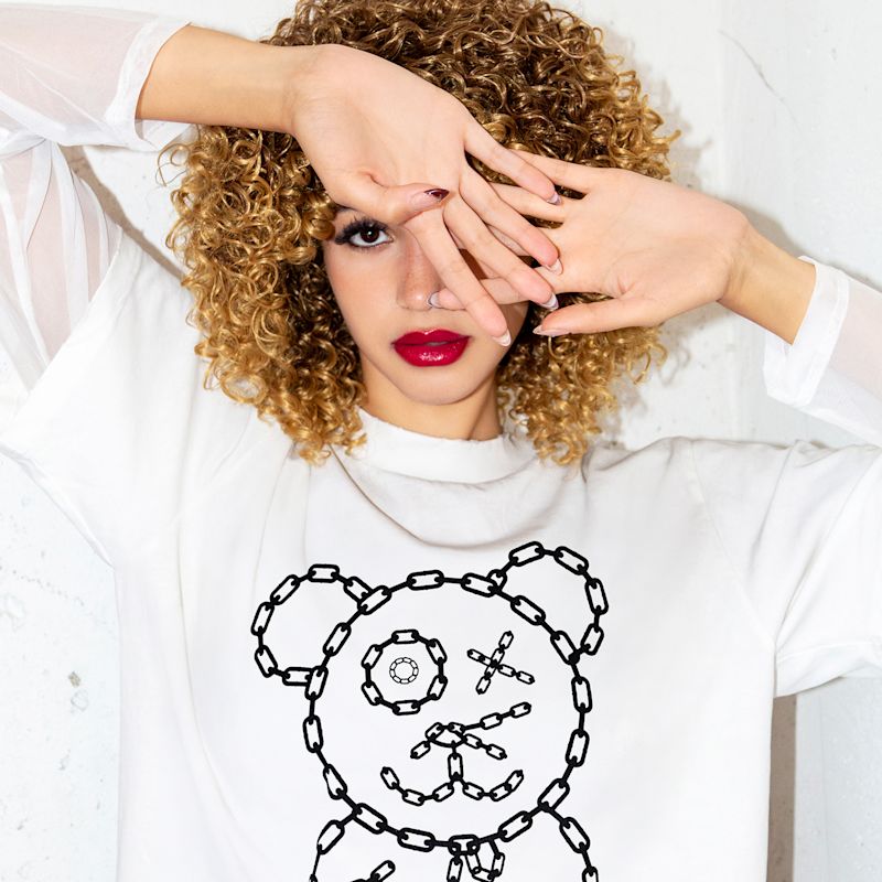 Graffiti Baby Bear Chain Link Sheer Layer T-Shirt | x ilona blue | Wolf ...