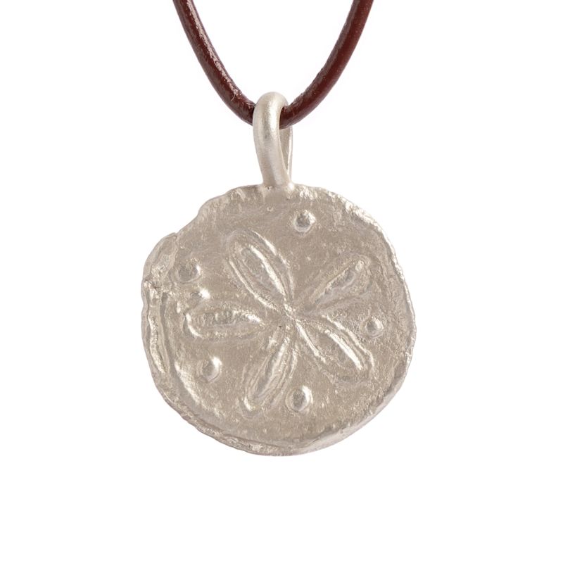 Hexafoil Cinquefoil Reversible Pendant | Relic | Wolf & Badger