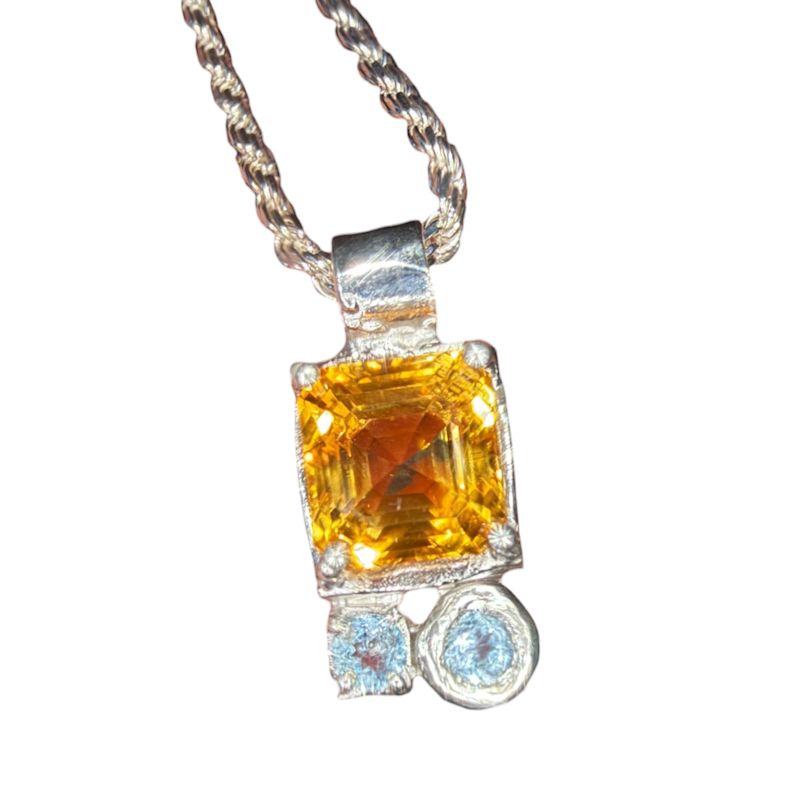 Queen Citrine Necklace | WE THE STARS | Wolf & Badger