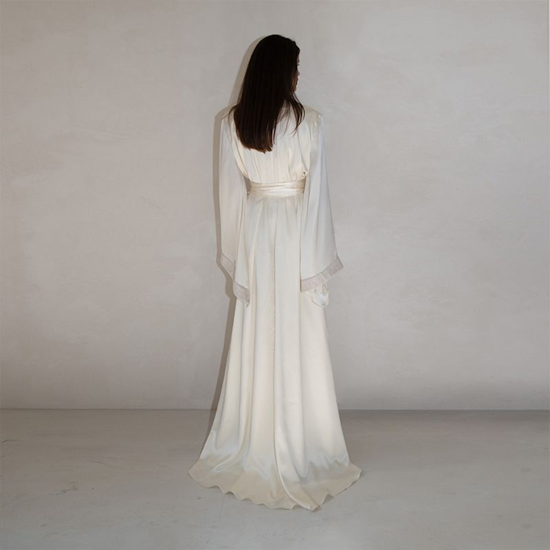 Robe Gown | Vestiaire d'un Oiseau Libre | Wolf & Badger