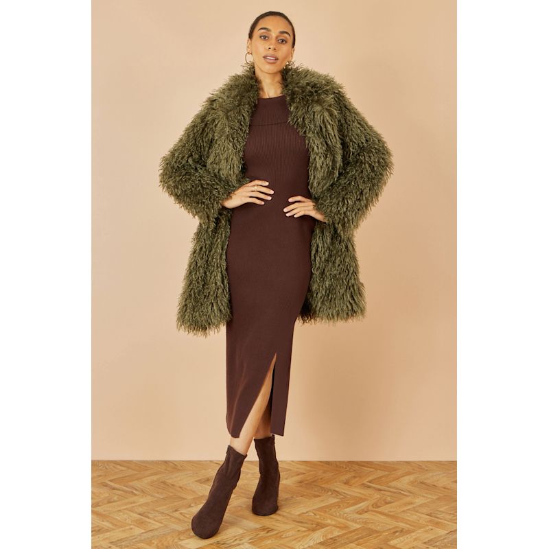 Yumi Black Luxe Fluffy Faux Fur Coat
