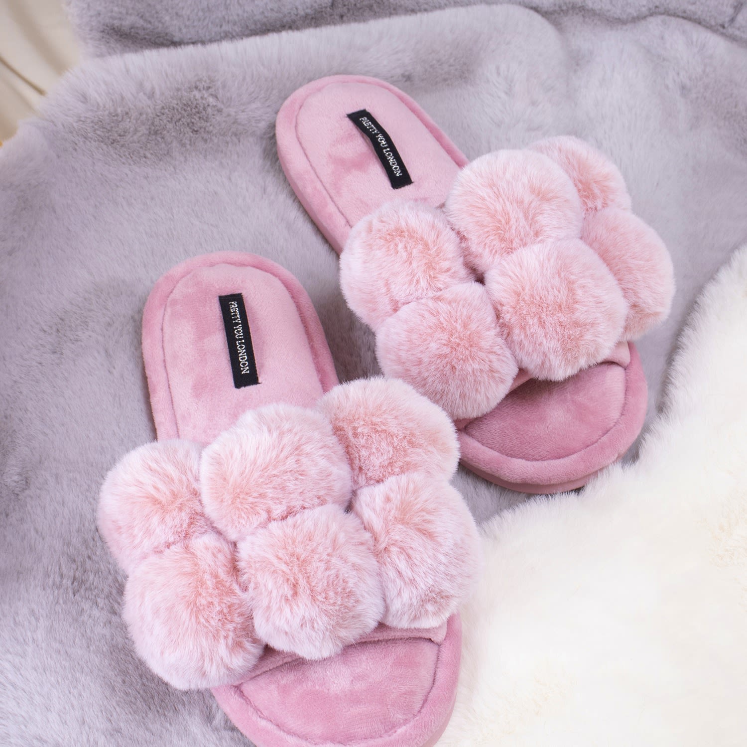 https://res.cloudinary.com/wolfandbadger/image/upload/c_pad,h_1500,w_1500/products/uowv6pfa9kw2u88ixxdy