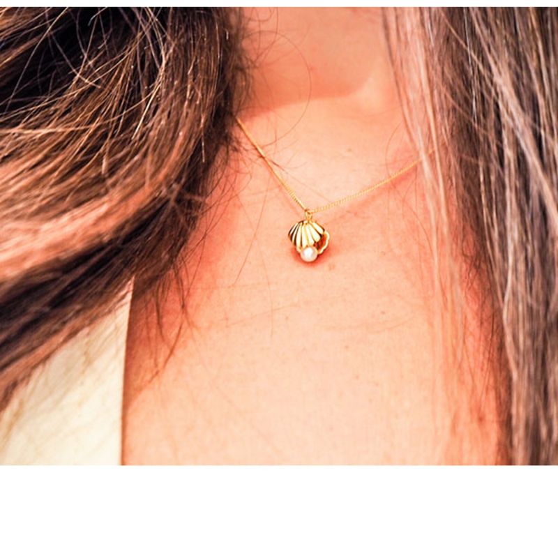 Double Side Shell & Pearl Necklace - Gold image