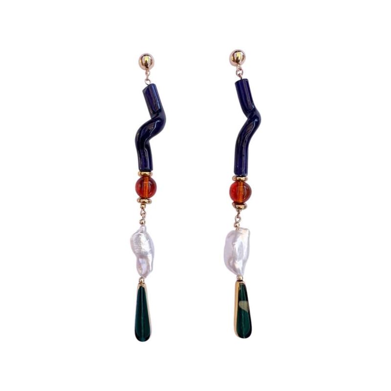 A Twist Earrings image