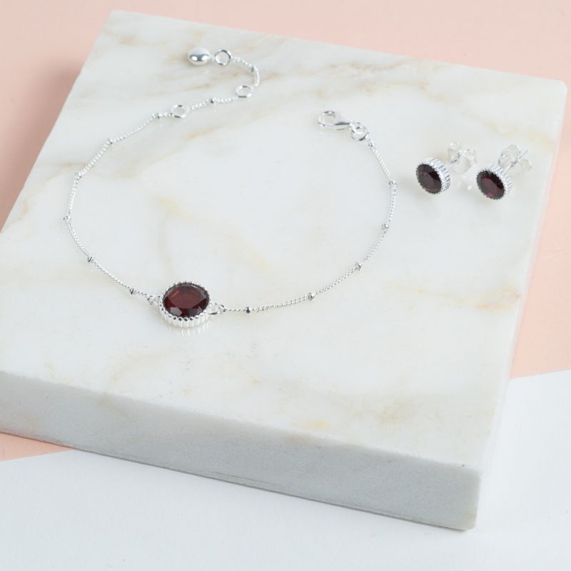 Barcelona Silver January Birthstone Bracelet Garnet image