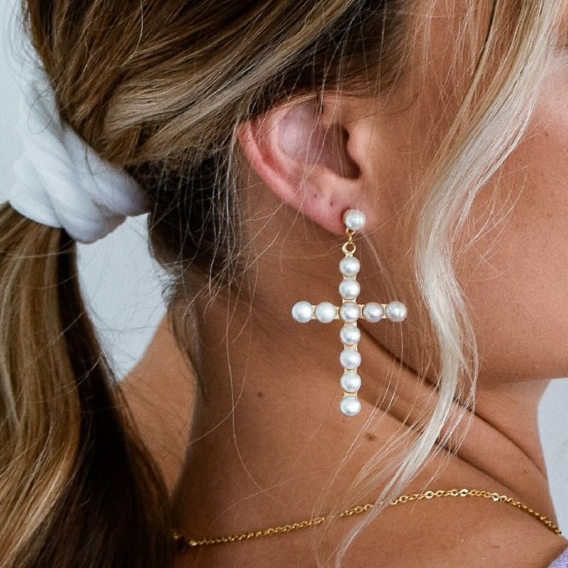 Venus Freshwater Pearl Cross Earrings image