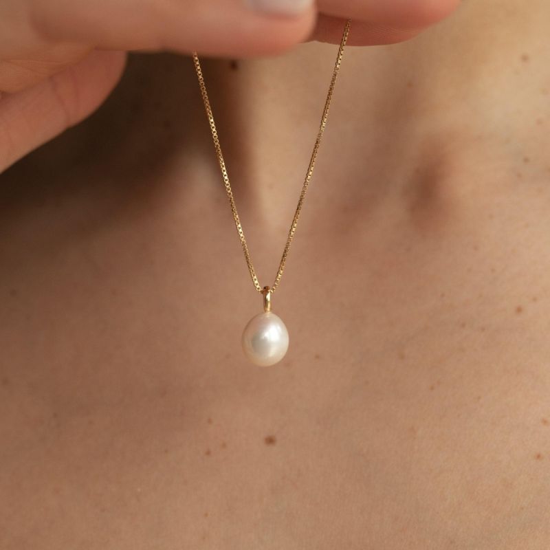 Alexandra Classic Baroque Pearl Gold Necklace image