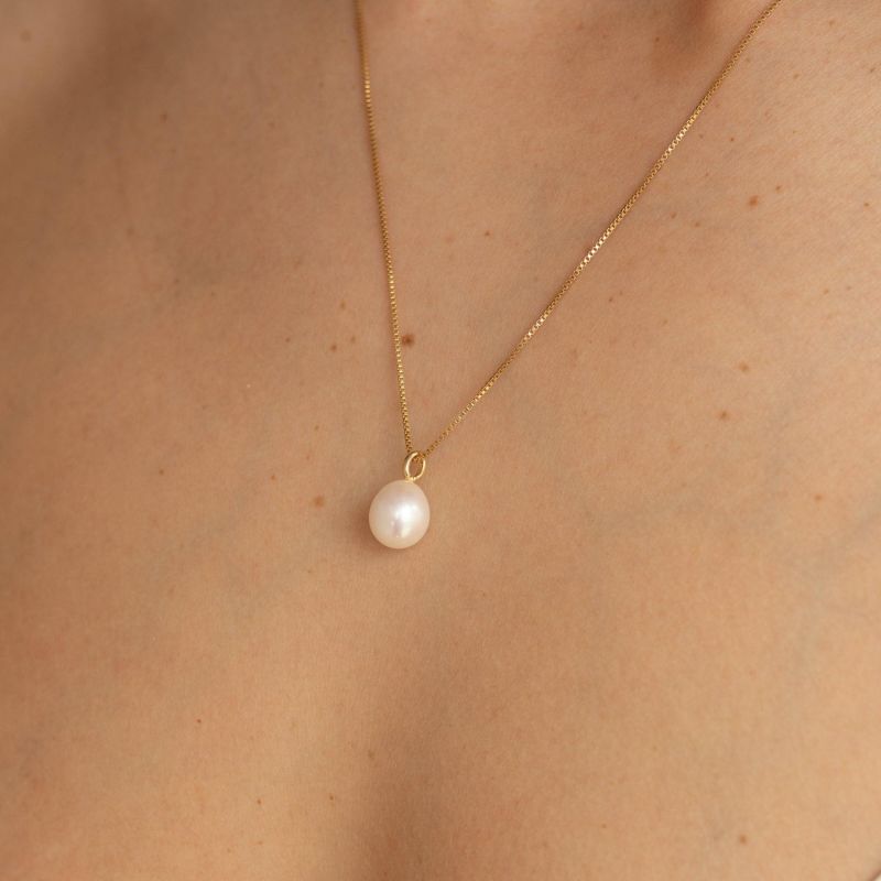 Alexandra Classic Baroque Pearl Gold Necklace image