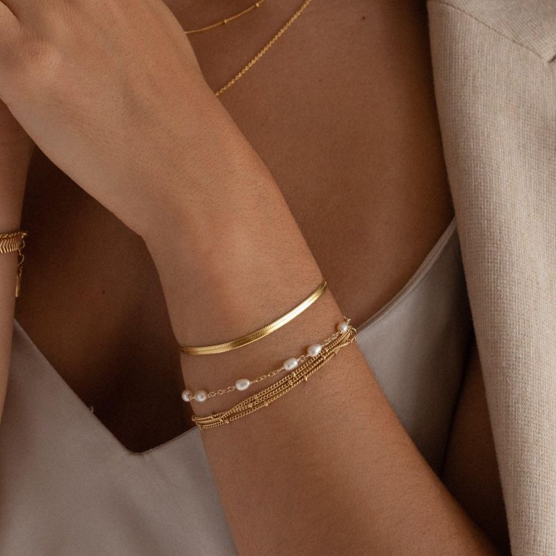 Alexandra Rice Pearl Gold Bracelet image