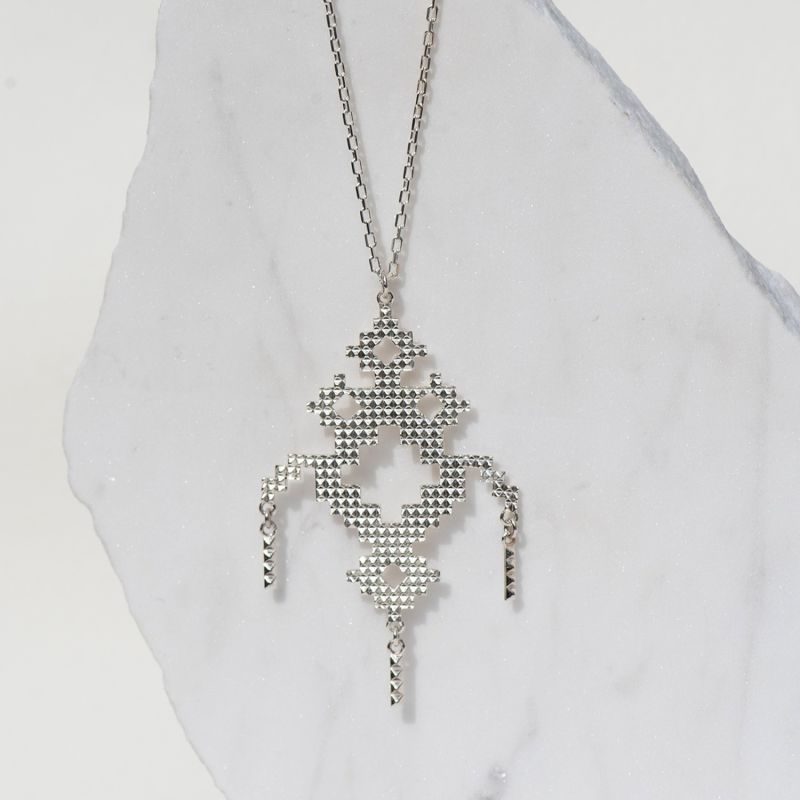 Amaru Necklace Silver image