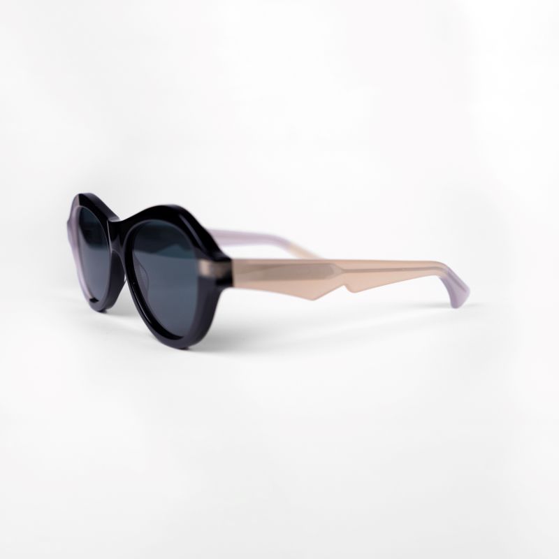 Ana - Award Winning Sunglasses In Black-Grey-Honey image