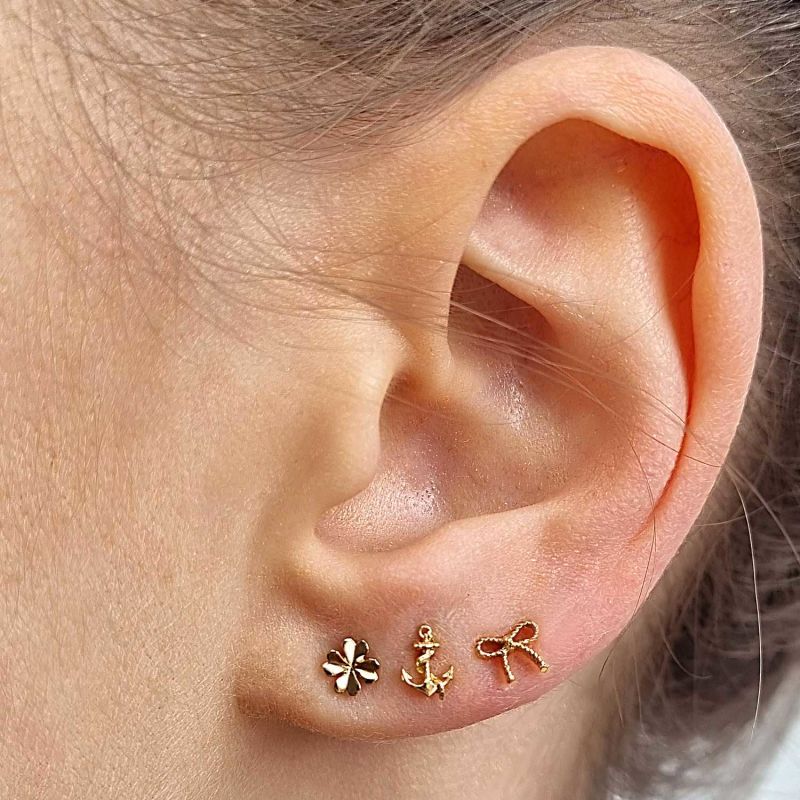 Anchor Earrings - Gold image