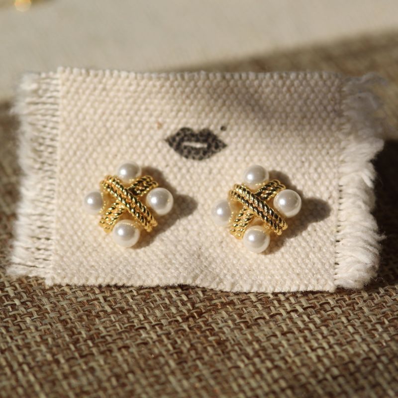 Antique Pearl Stud Earrings image