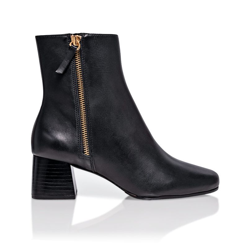 Arina Bootie Black Lux Nappa image