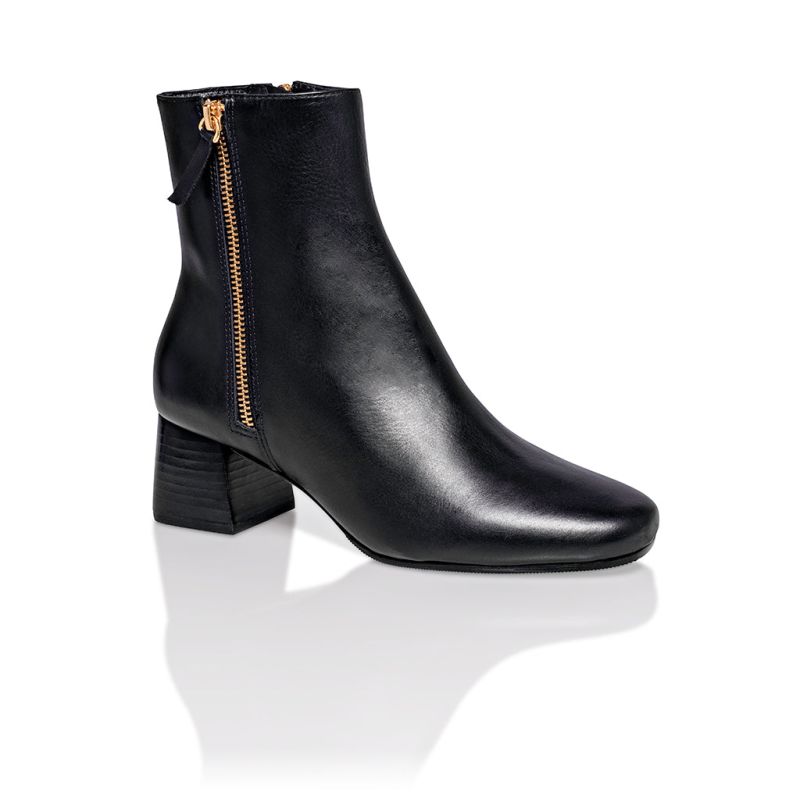 Arina Bootie Black Lux Nappa image