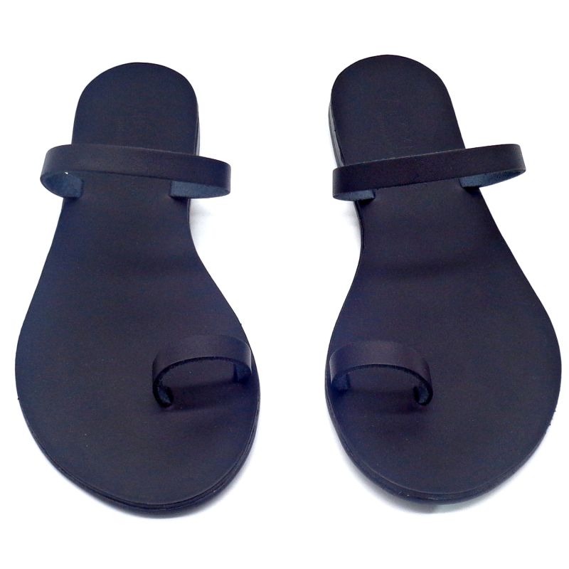 Toe Ring Sandals Até Black image