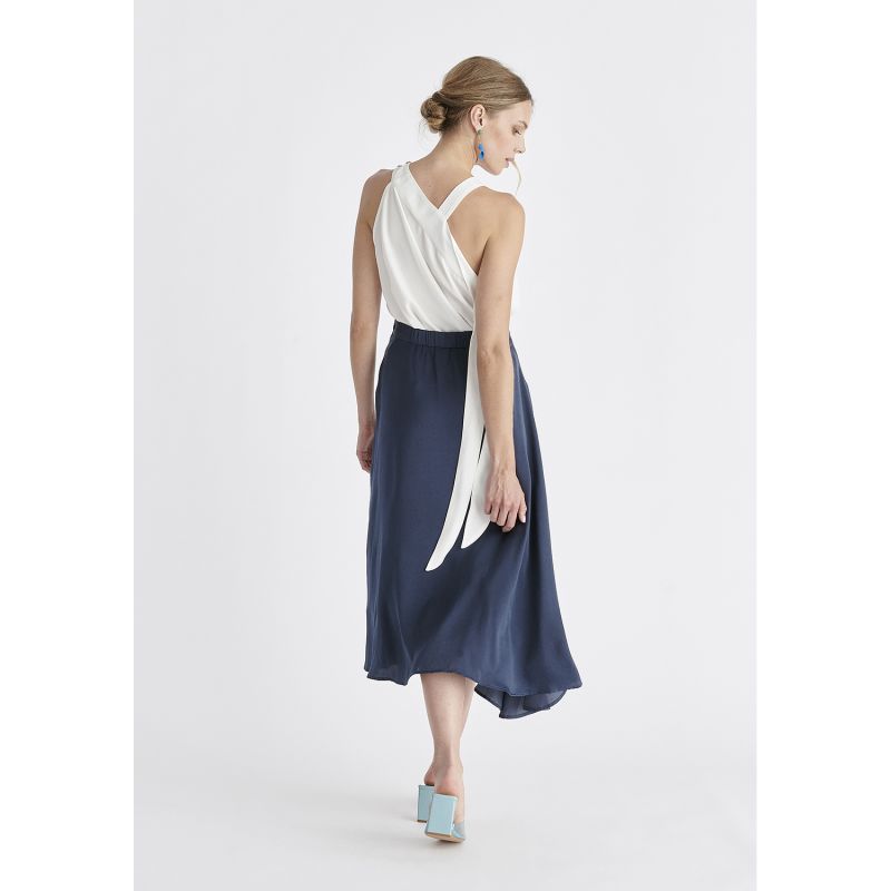 Asymmetric Hem Skirt In Navy image