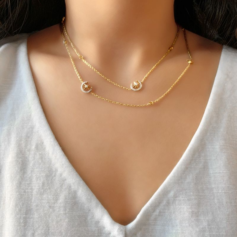 North Star Crescent Necklace In 14 Kt Yellow Gold Vermeil On Sterling Silver image