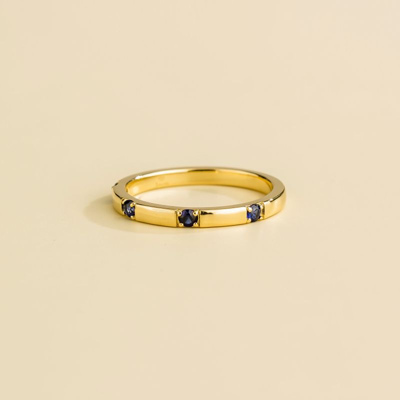 Balans Gold Ring Set With Blue Sapphire image