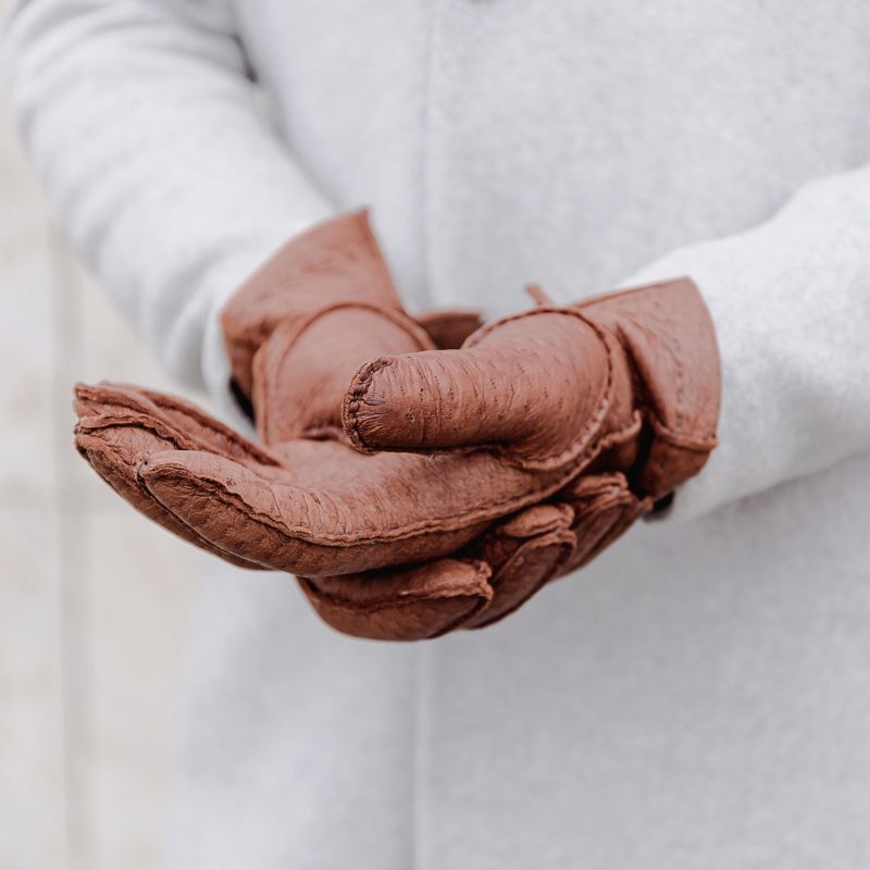 Handmade Peccary Leather Gloves Brown Camillo image