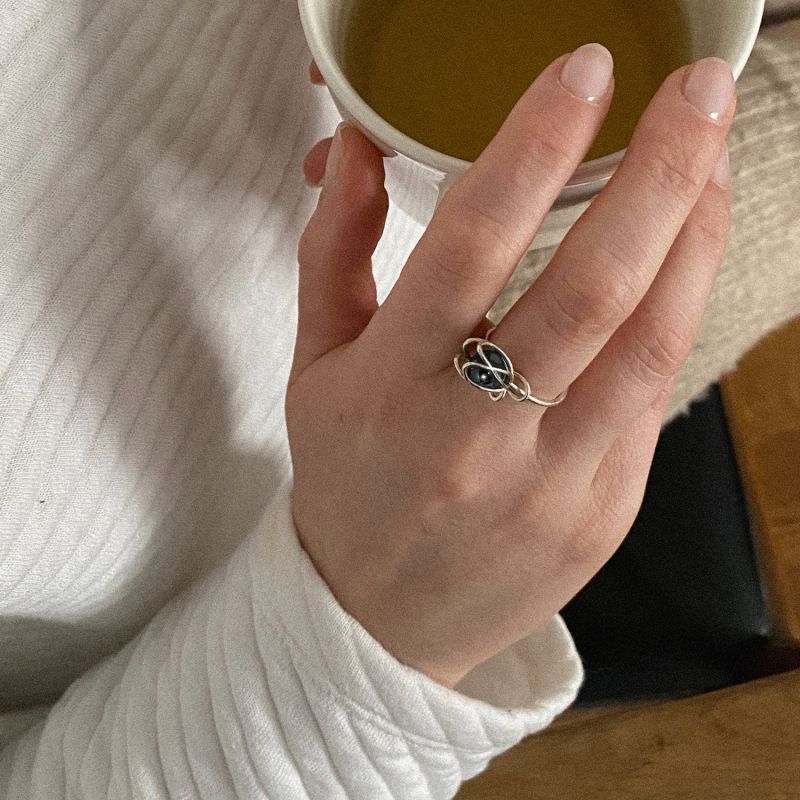 Flora Silver Ring Black Hematite Crystal image