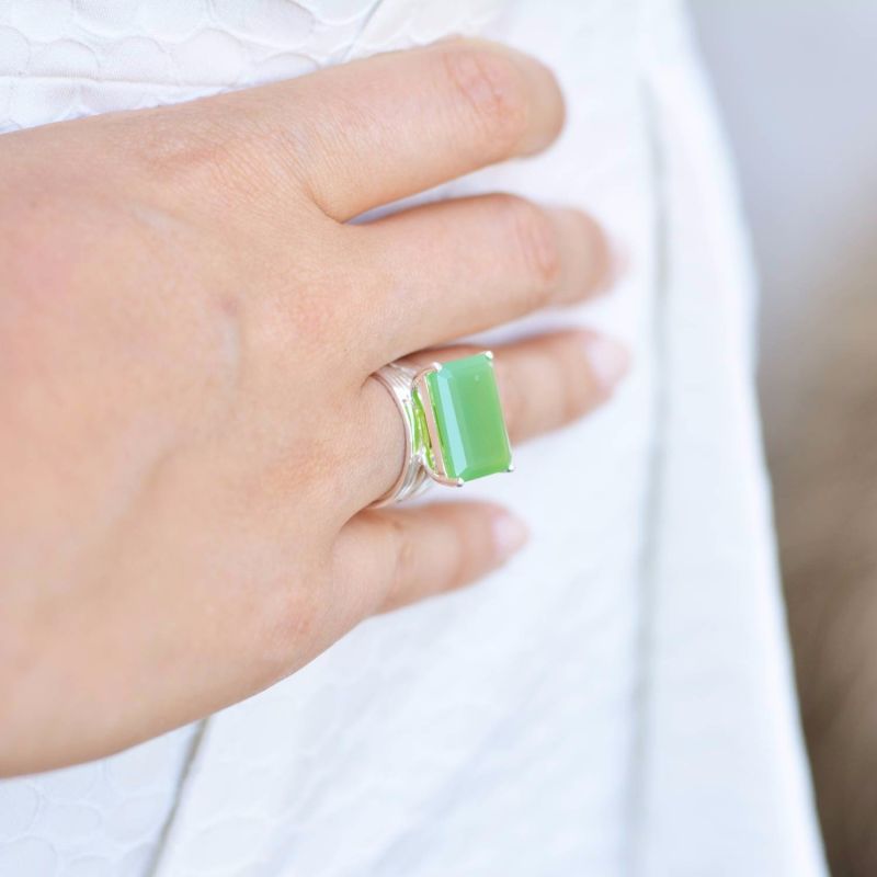 Pietra Sterling Silver Cocktail Ring Chrysoprase Gemstone image