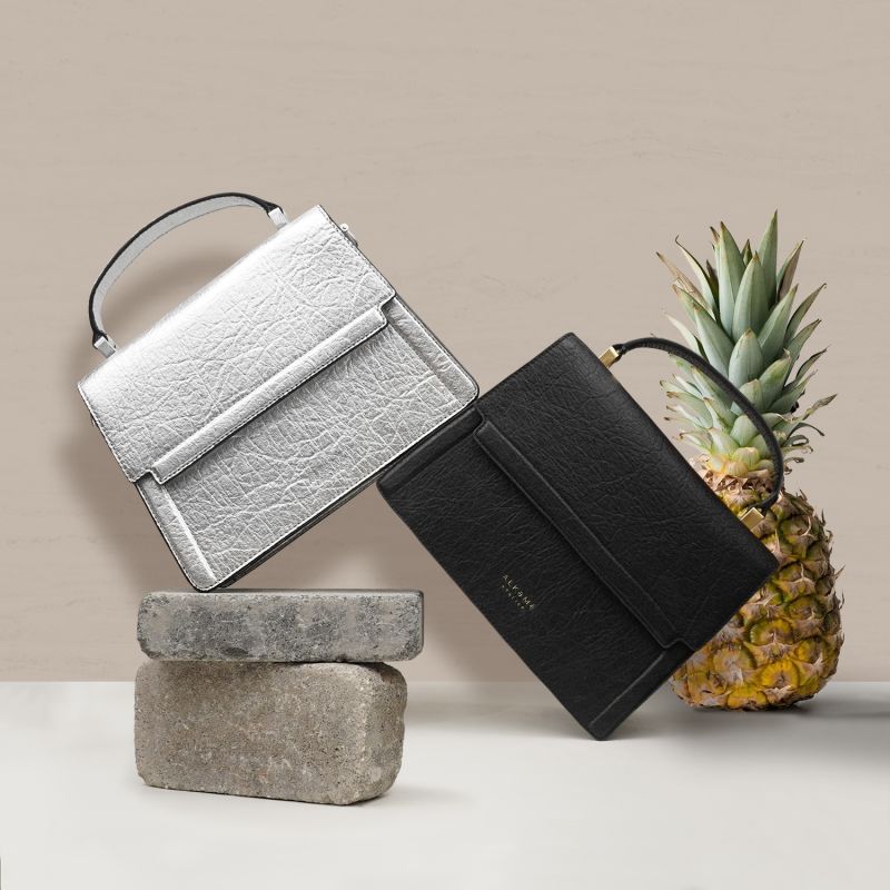 Fire Flap Cross Body - Silver Pineapple Leather image