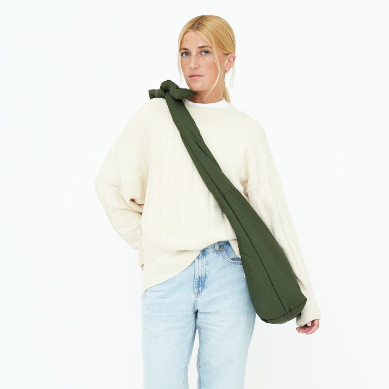 Biwa Puffy Shoulder Bag Green Bloom image