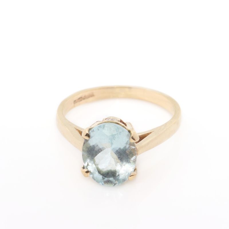 Blue Beryl And Dimond Gold Ring image