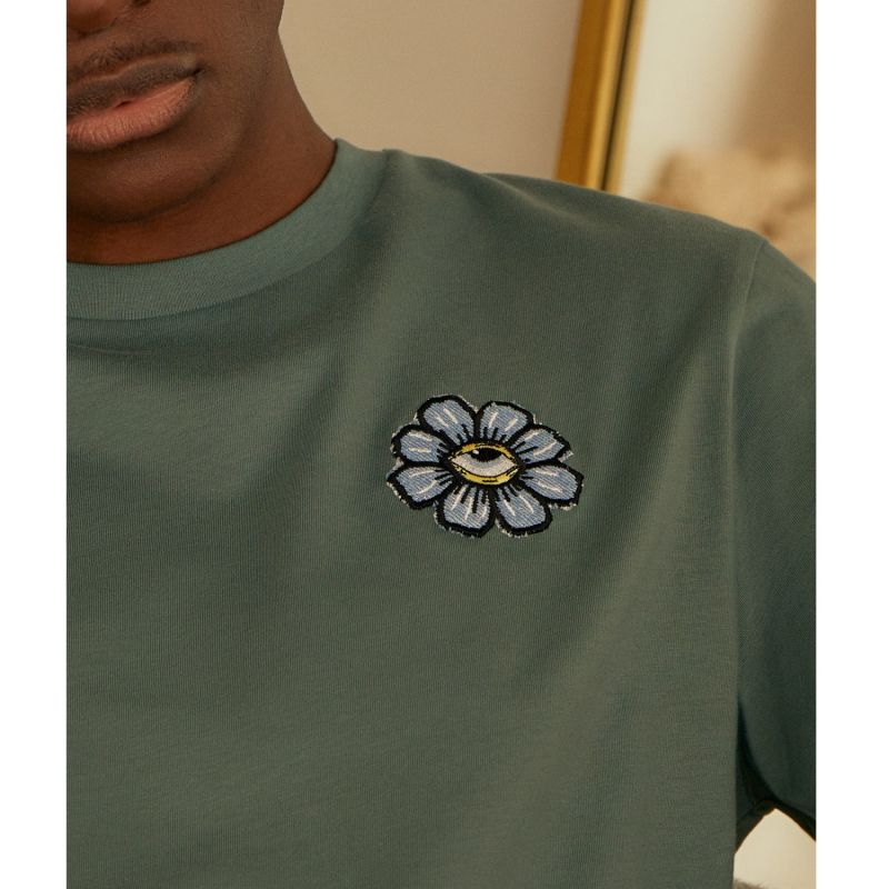 Blue Eyed Flower Upcycled Appliqué T-Shirt Green Men image