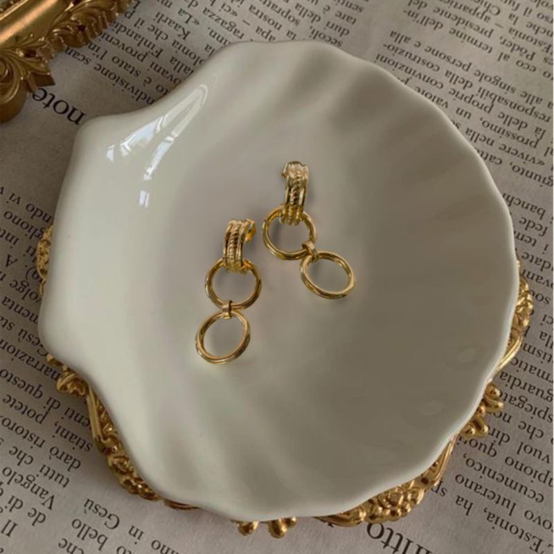 Rope Double Hoop Earrings In Gold image