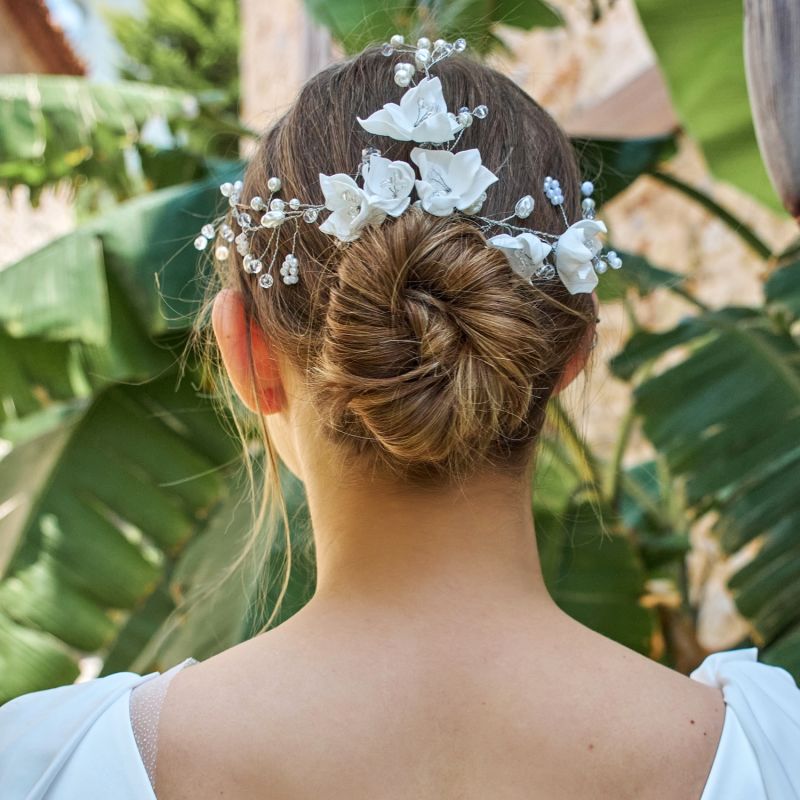 Bridal Flower Comb Buckle Ariana image