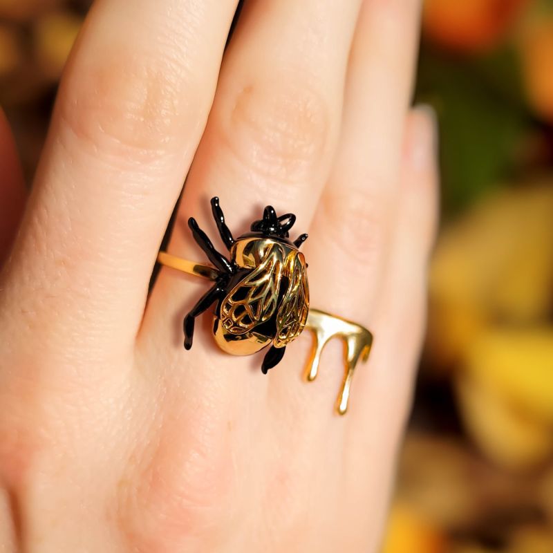 Bumble Bee Ring image