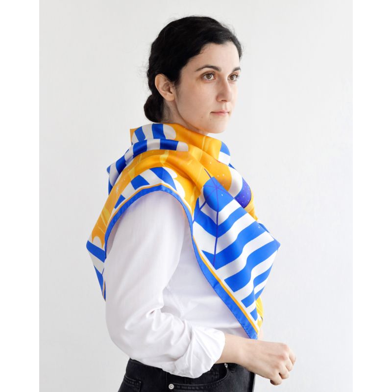 Capri Spritz Medium Silk Scarf image