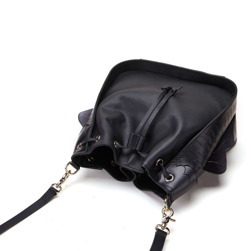 Carp Bucket Leather Bag Black Bellorita Wolf & Badger
