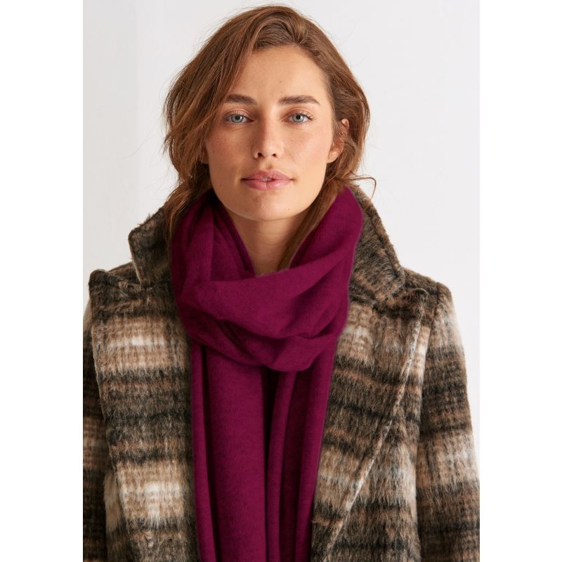 Cashmere Lofty Blanket Scarf In Barolo Red image